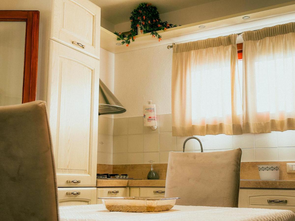 Appartamento Vicino Al Centro Di Όλμπια Εξωτερικό φωτογραφία